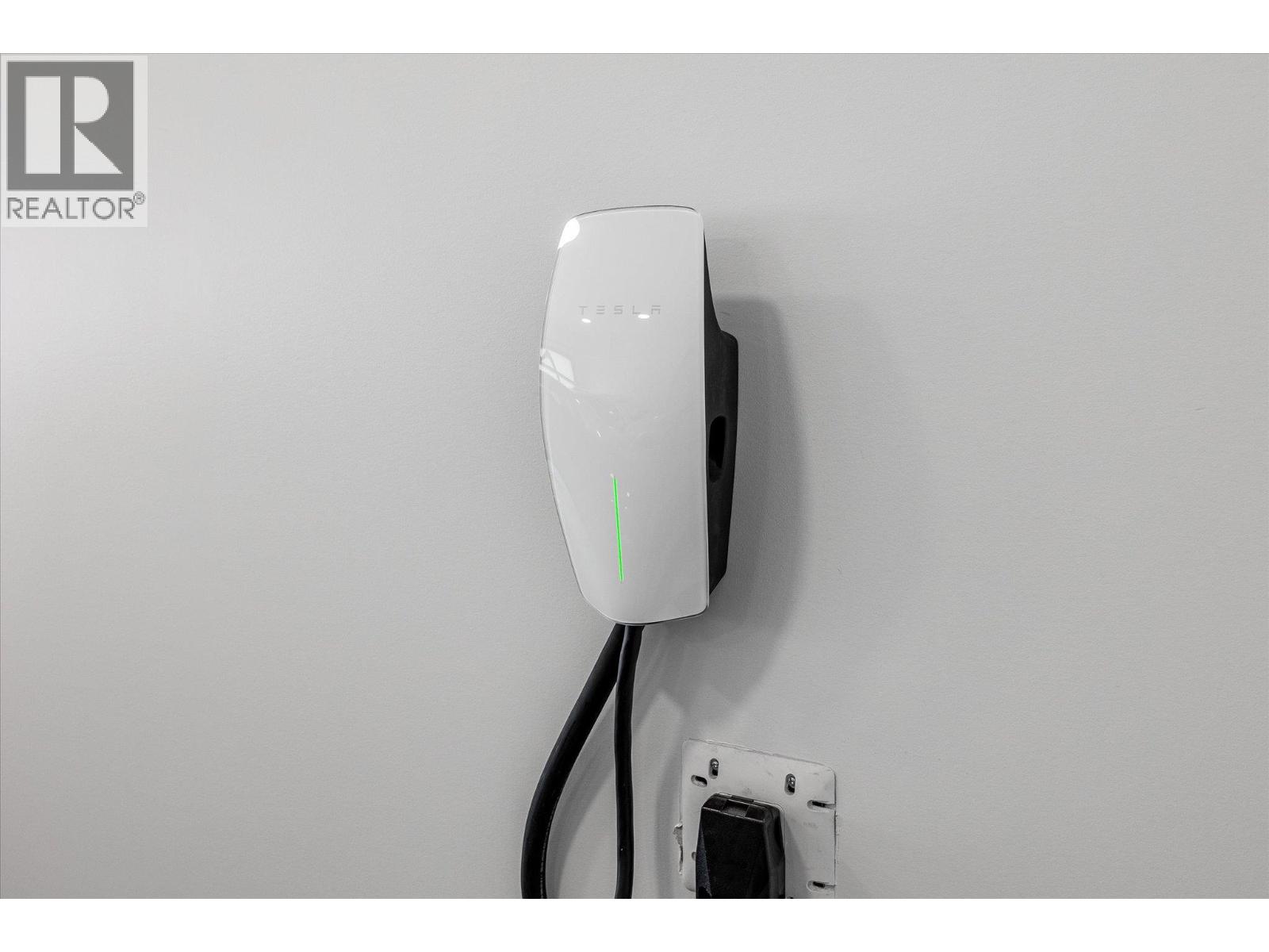  10058 Beacon Hill Drive, Lake Country