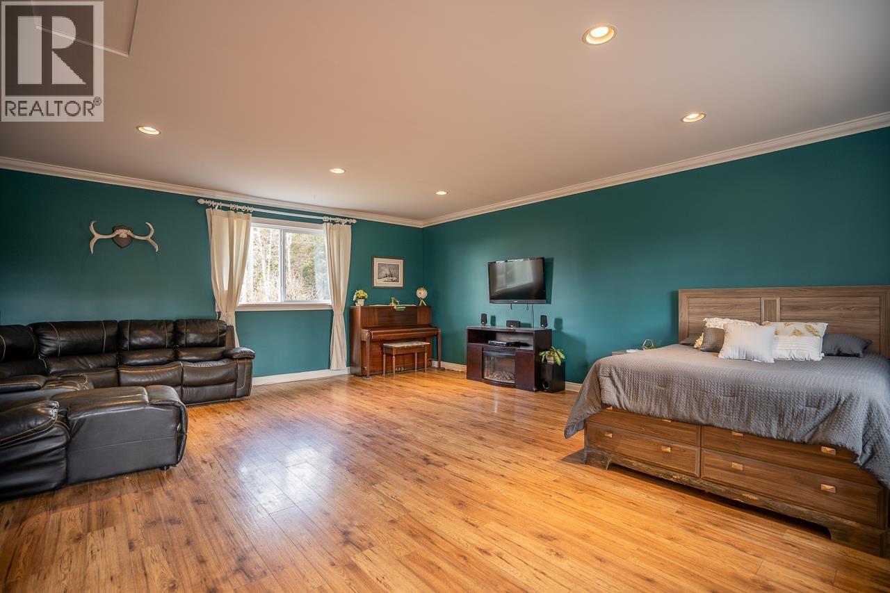 6326 SPURAWAY DRIVE - 20