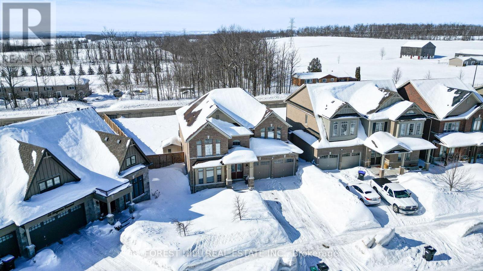 37 RUGMAN CRESCENT - Photo 2 of 40, Springwater (Centre Vespra), Ontario