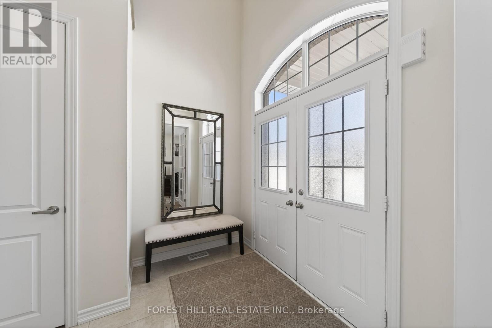 37 RUGMAN CRESCENT - Photo 5 of 40, Springwater (Centre Vespra), Ontario