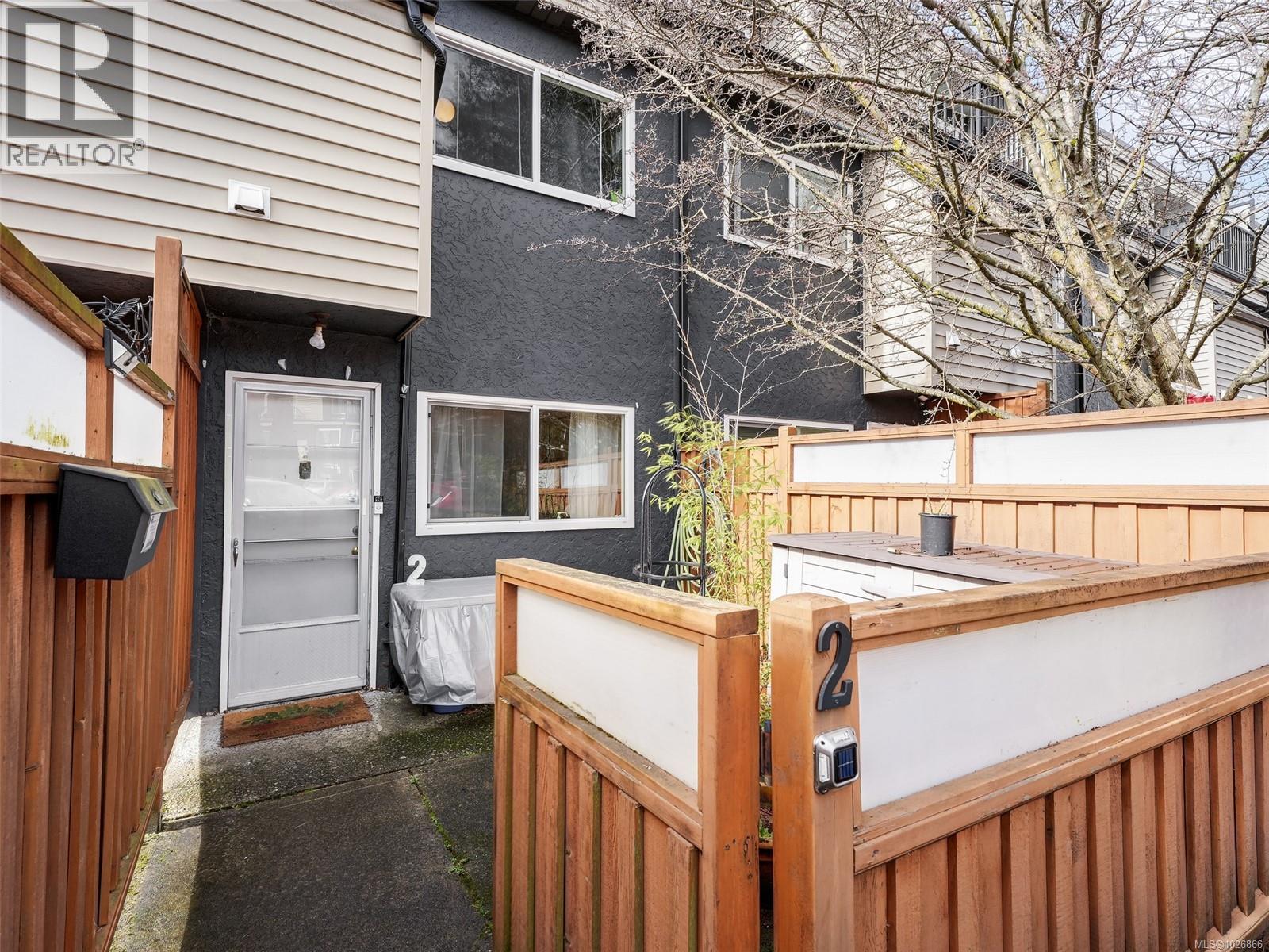 2 50 Montreal Street, Victoria