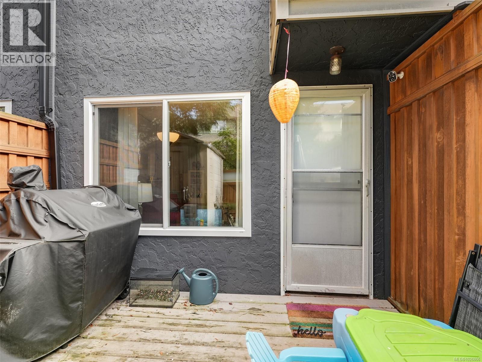 2 50 Montreal Street, Victoria