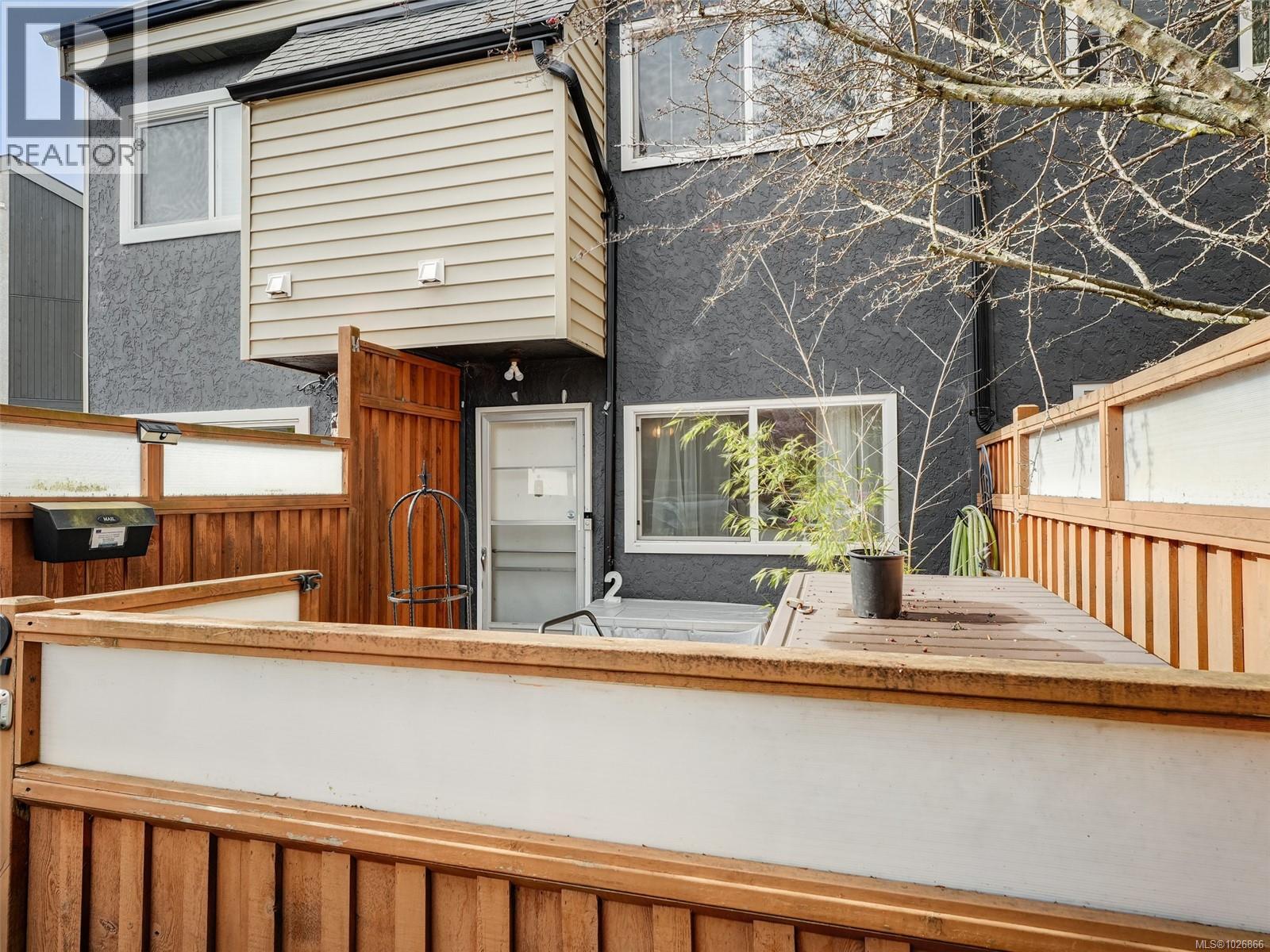 2 50 Montreal Street, Victoria