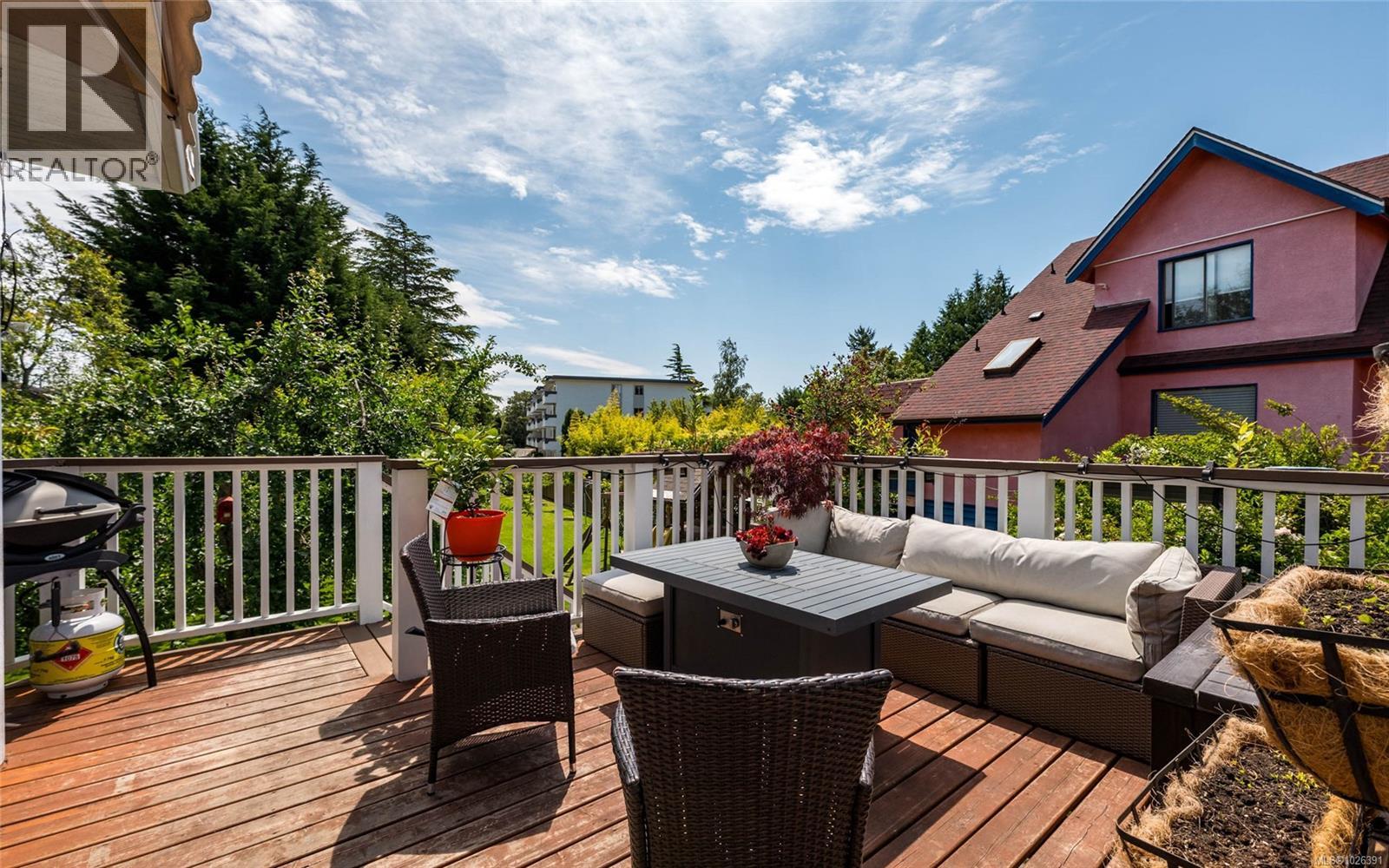  2161 Fair Street, Oak Bay