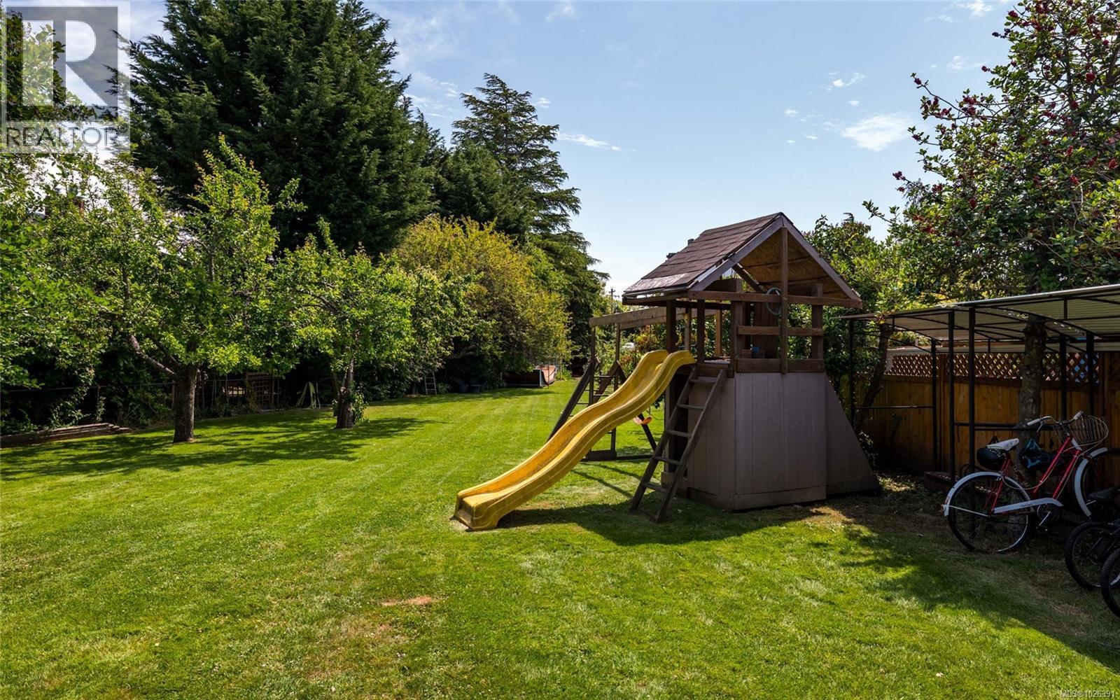 2161 Fair St - Photo 3 of 35, Oak Bay, British Columbia