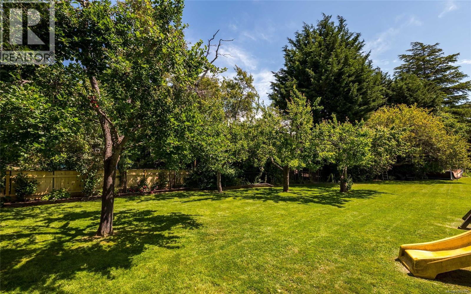  2161 Fair Street, Oak Bay