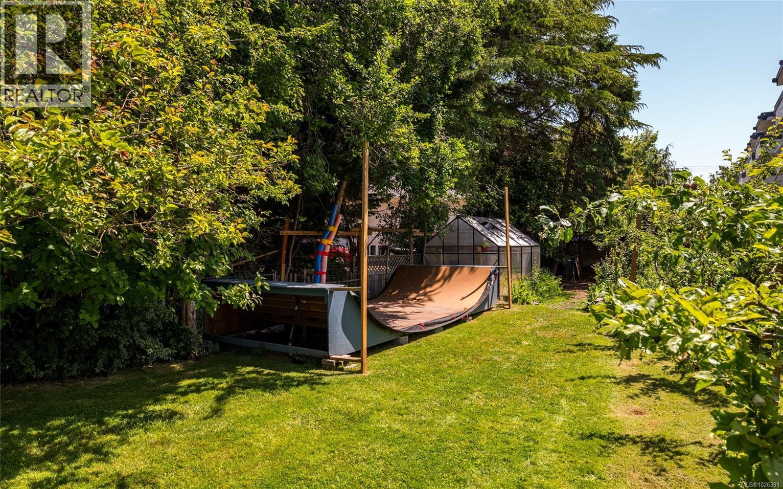  2161 Fair Street, Oak Bay