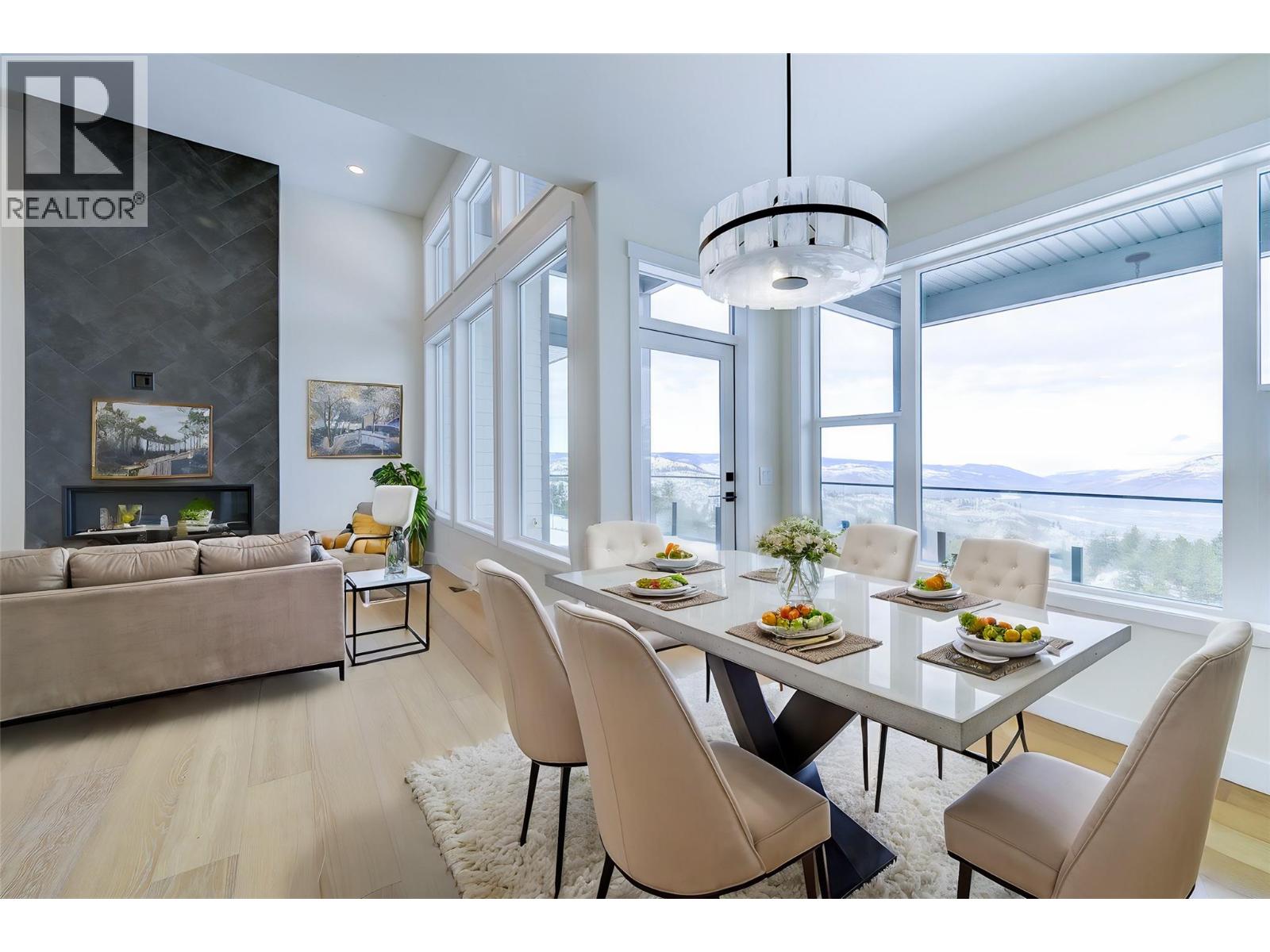 2140 LINFIELD Drive, Kamloops