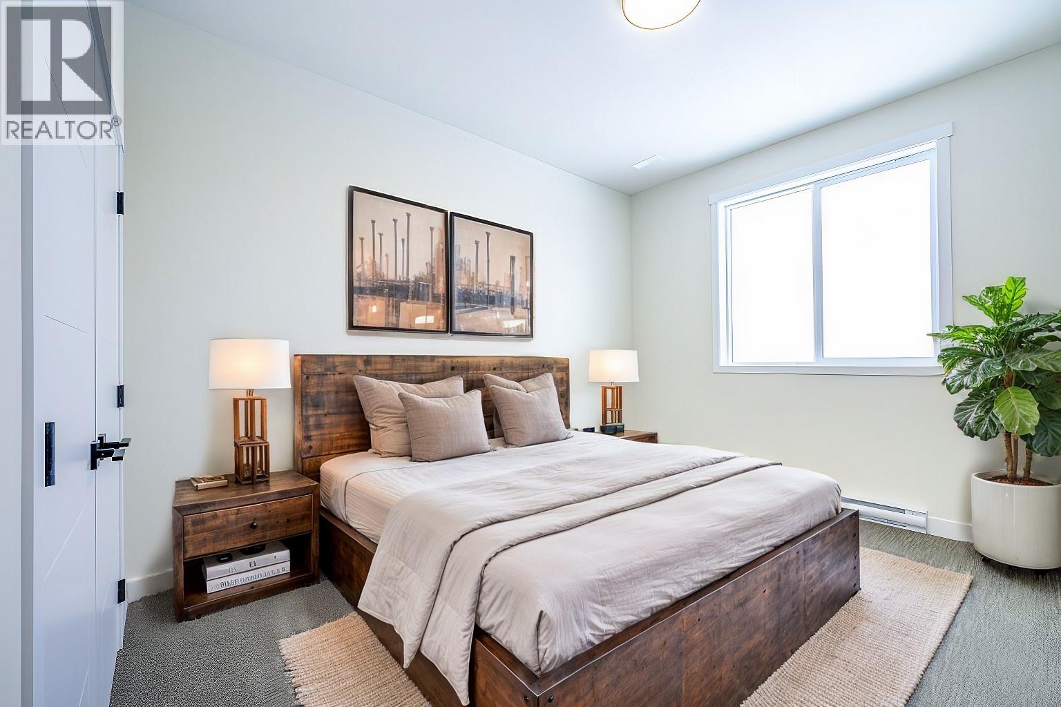 2140 LINFIELD Drive, Kamloops