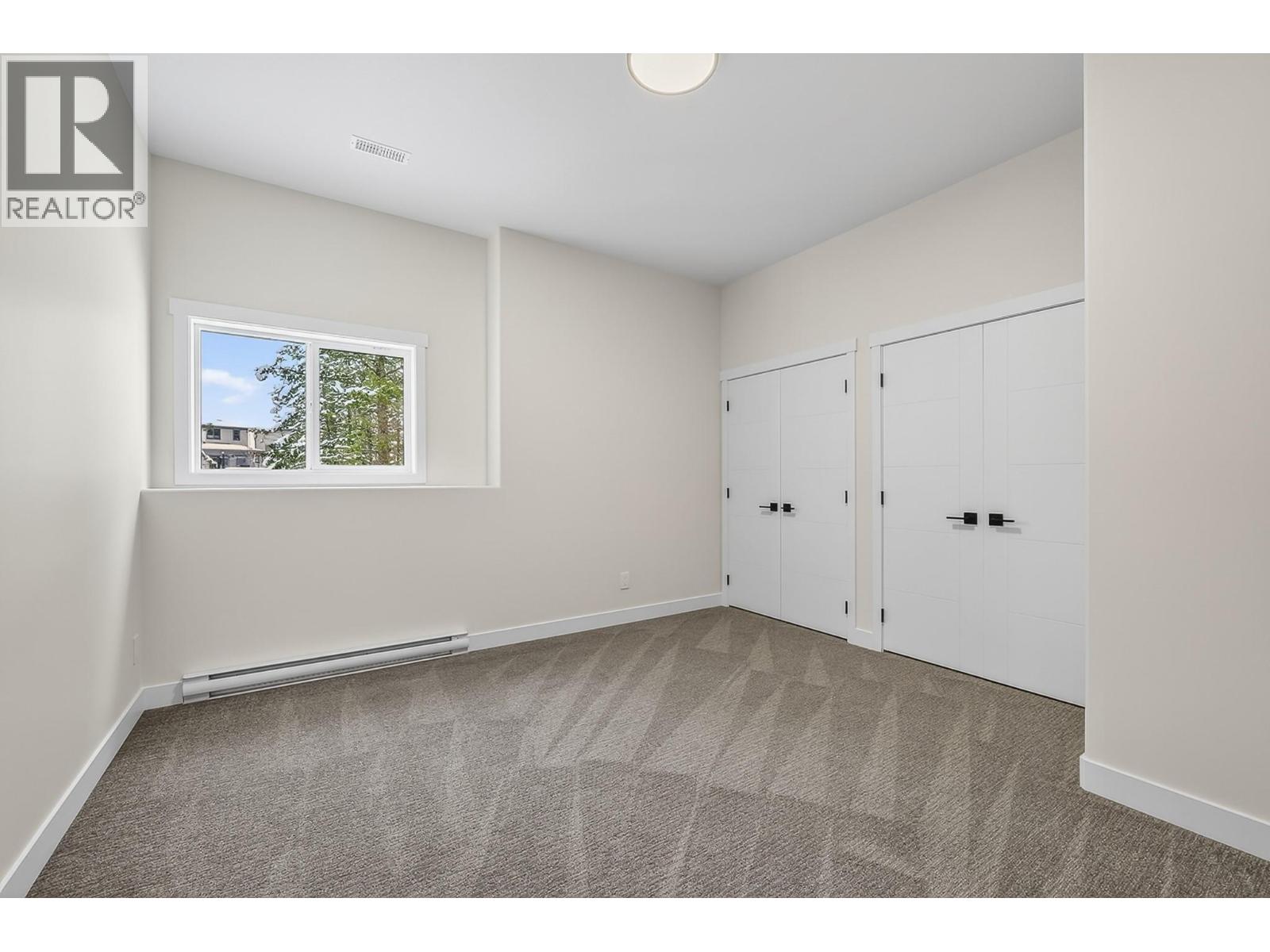 2140 LINFIELD Drive - 41