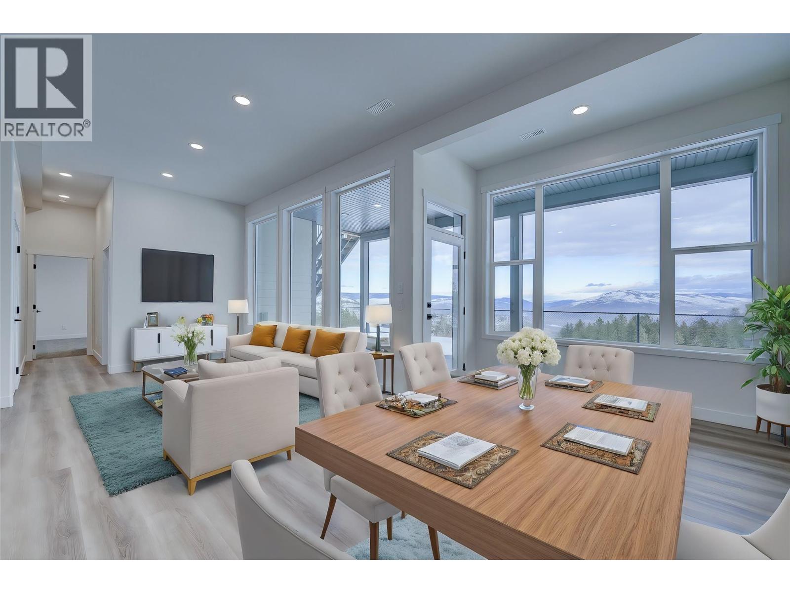2140 LINFIELD Drive - 44