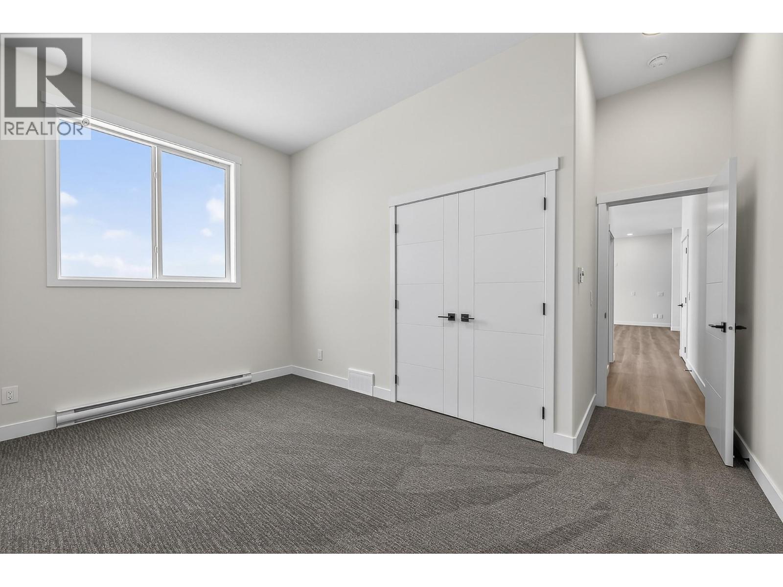 2140 LINFIELD Drive, Kamloops