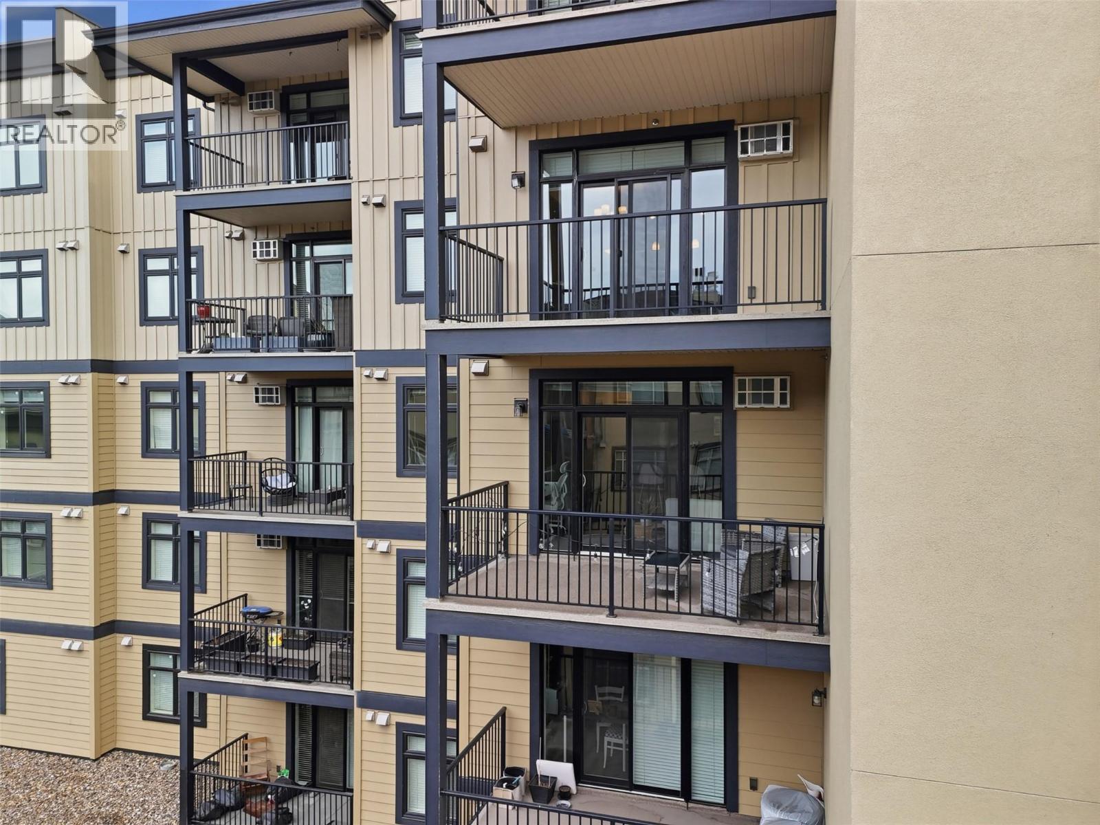 765 McGill Road Unit# 409, Kamloops