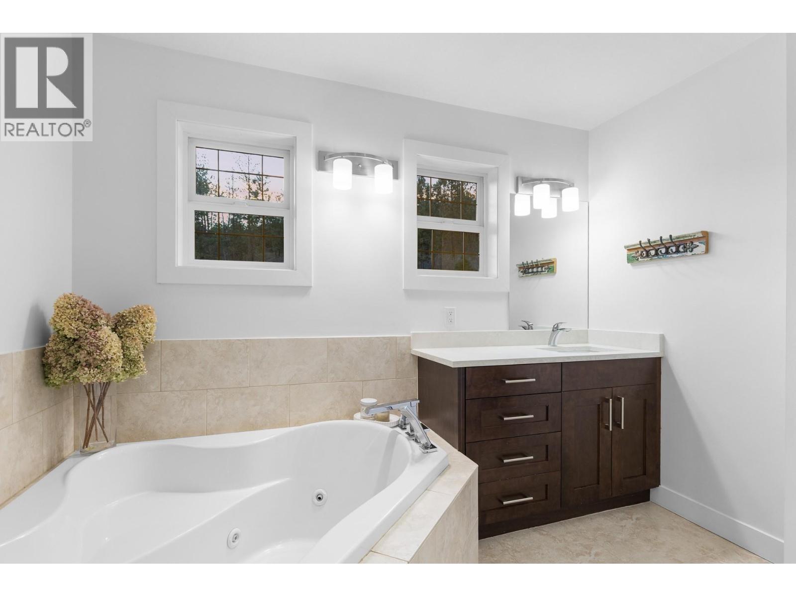 13265 Apex Drive, Lake Country