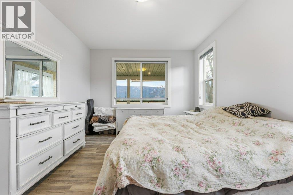 4370 Round Prairie Road, Spallumcheen