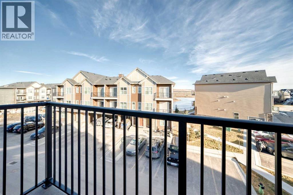 250 Fireside View, Cochrane