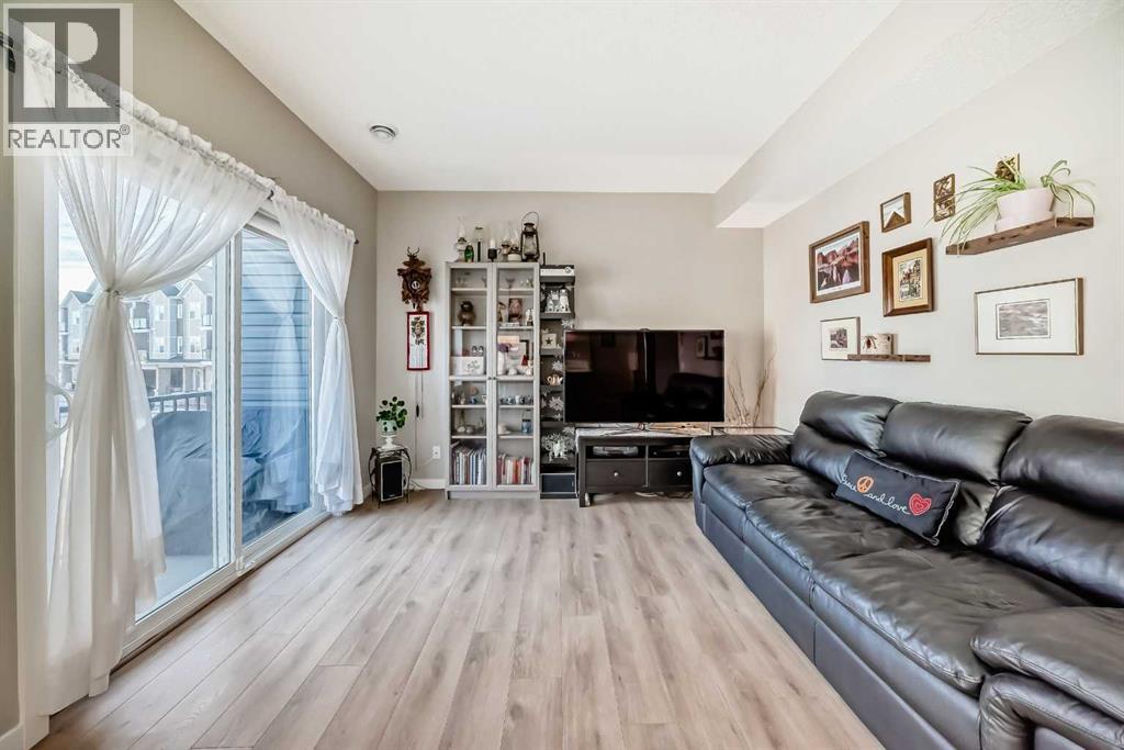 250 Fireside View, Cochrane