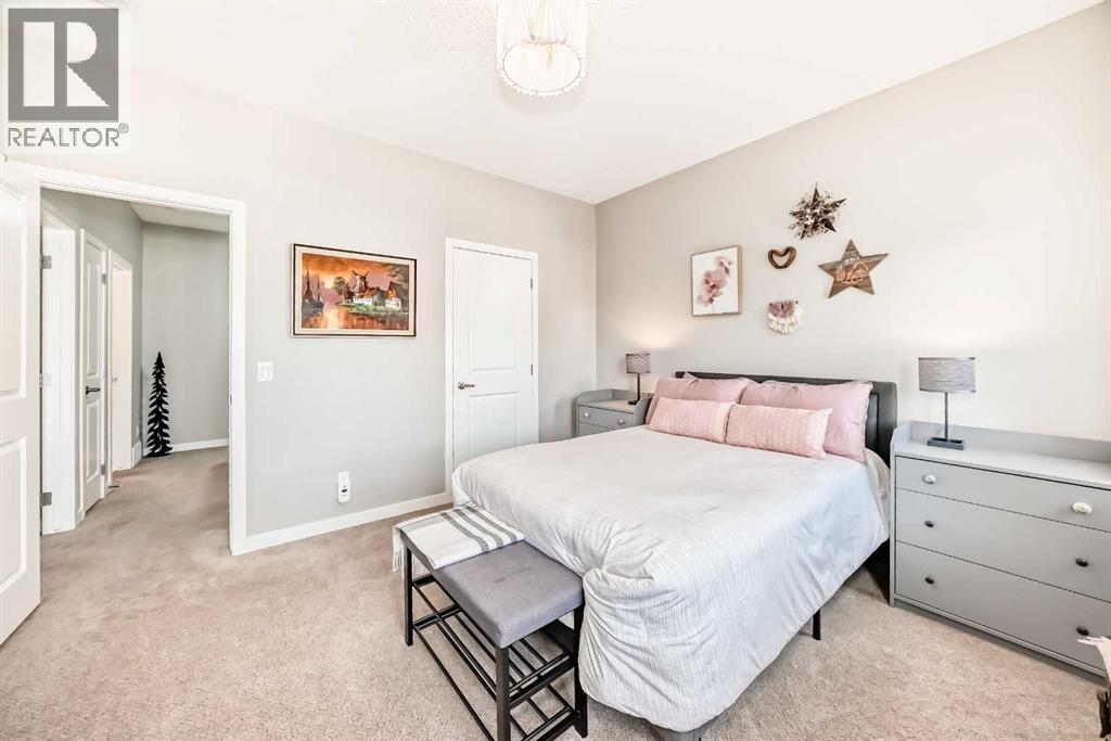 250 Fireside View, Cochrane