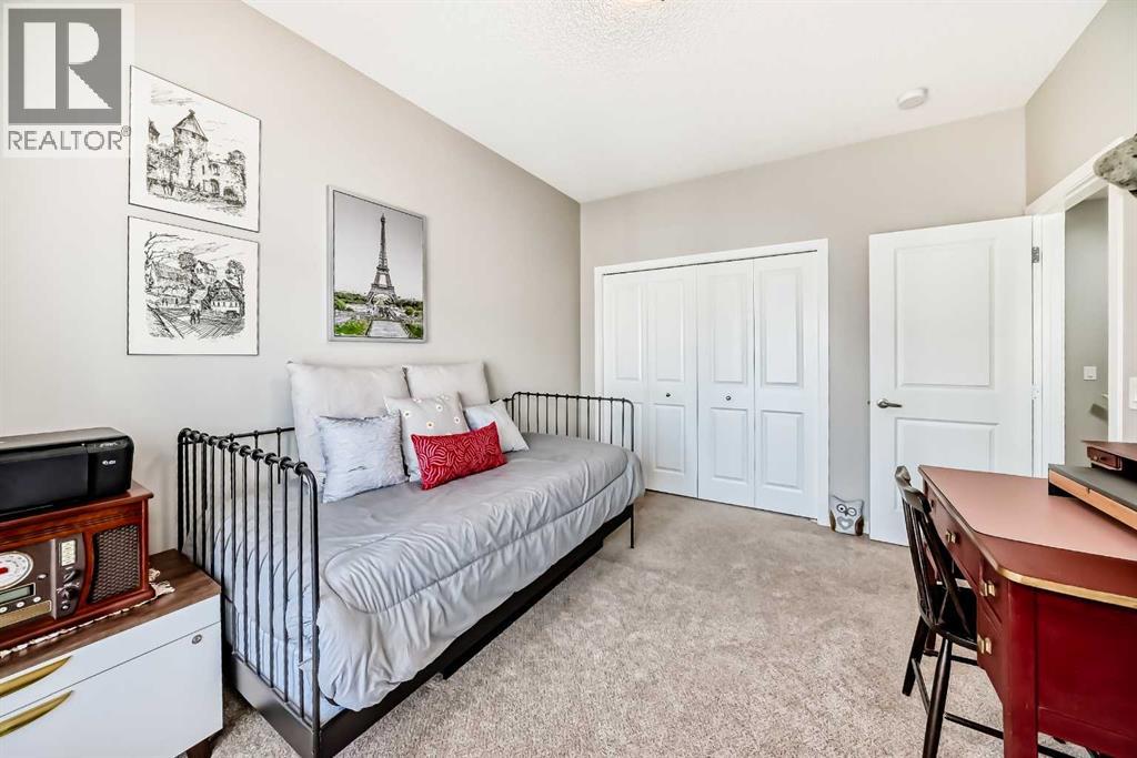 250 Fireside View, Cochrane