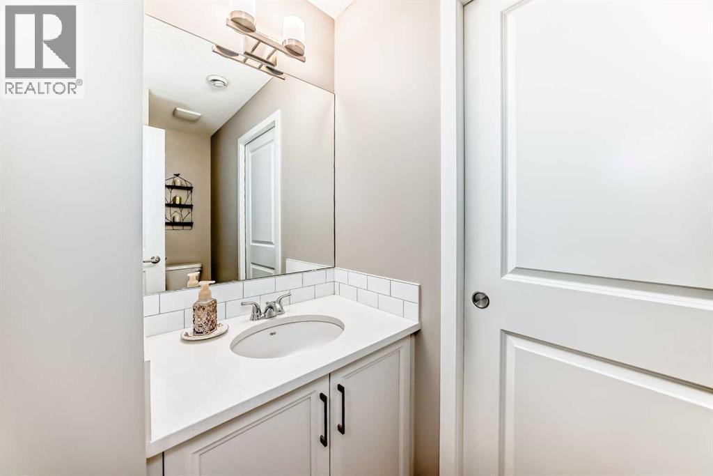 250 Fireside View, Cochrane