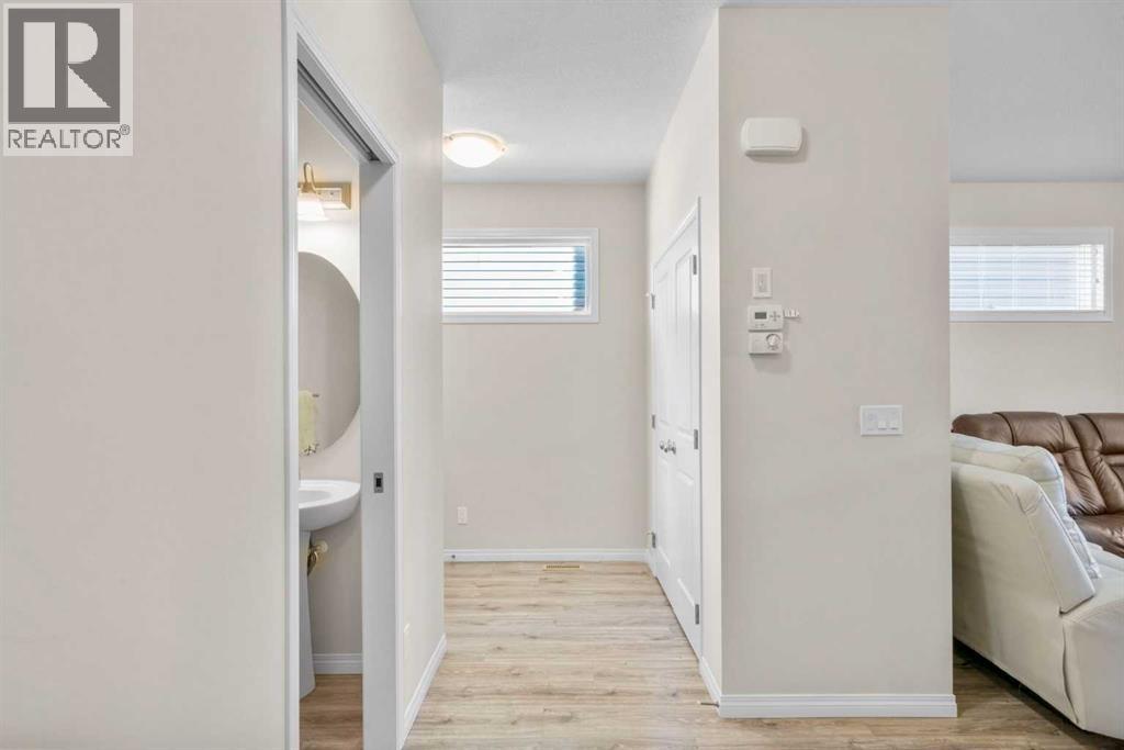 Single Family House for Sale in  Legacy Glen Common SE Legacy Calgary 