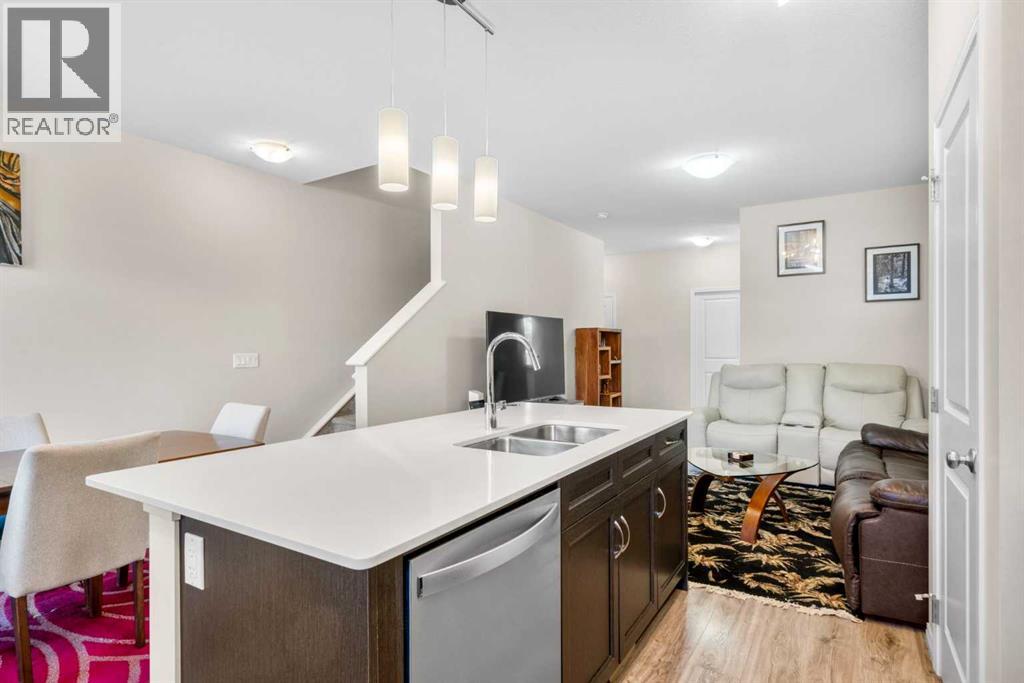 Single Family House for Sale in  Legacy Glen Common SE Legacy Calgary 