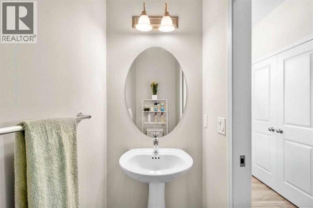 Single Family House for Sale in  Legacy Glen Common SE Legacy Calgary 