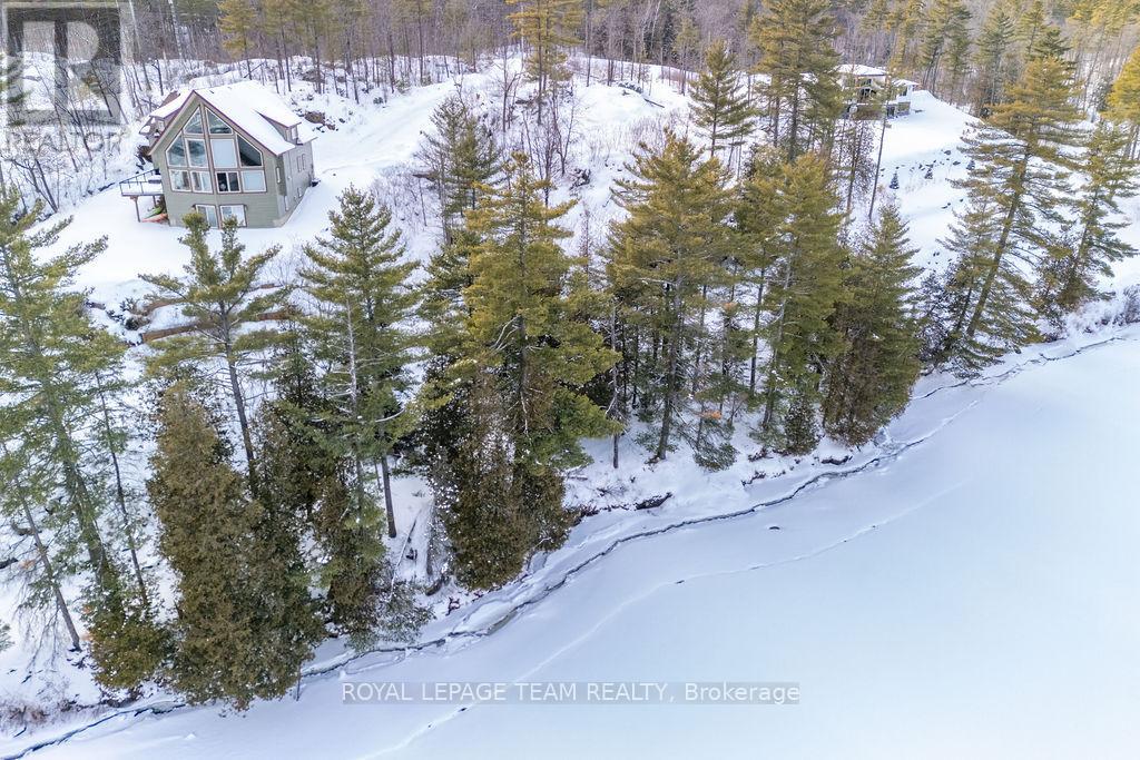 77 CARRIAGE LANDING DRIVE - Photo 3 of 13, Horton, Ontario
