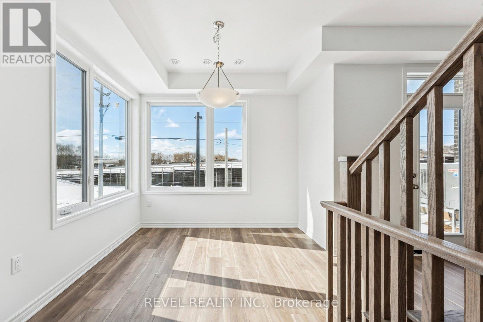 4 STURGEON ROAD - 17