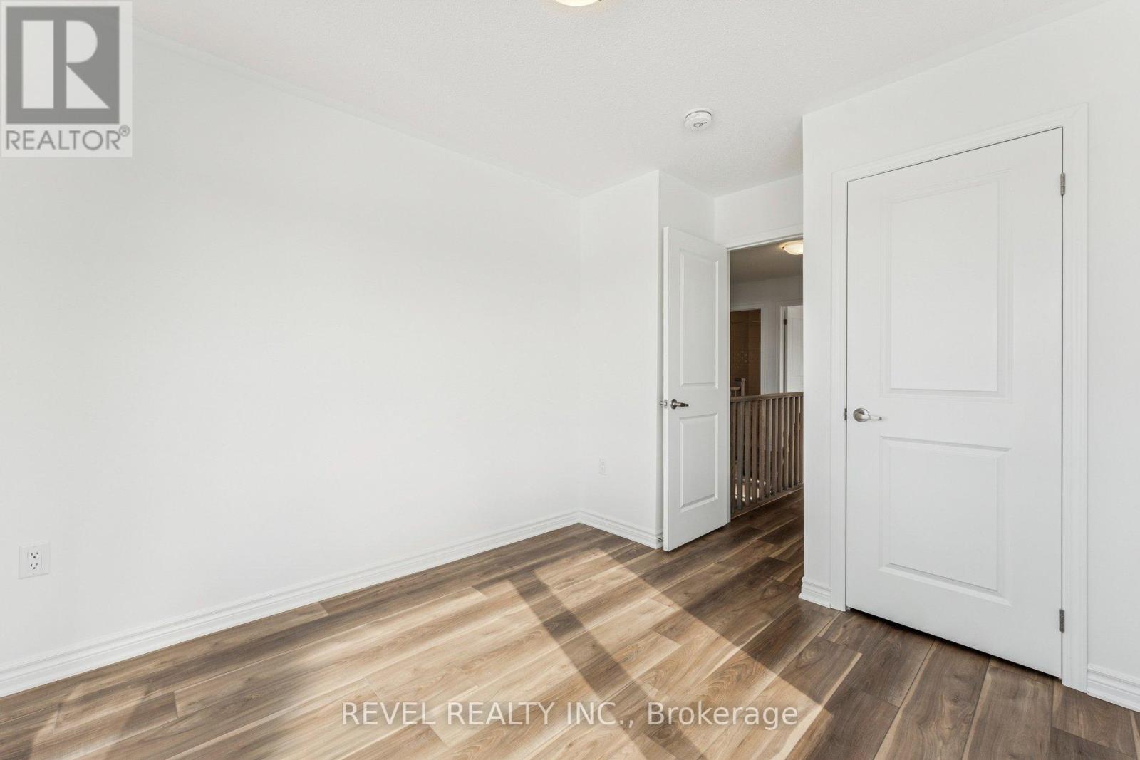 4 STURGEON ROAD - 26