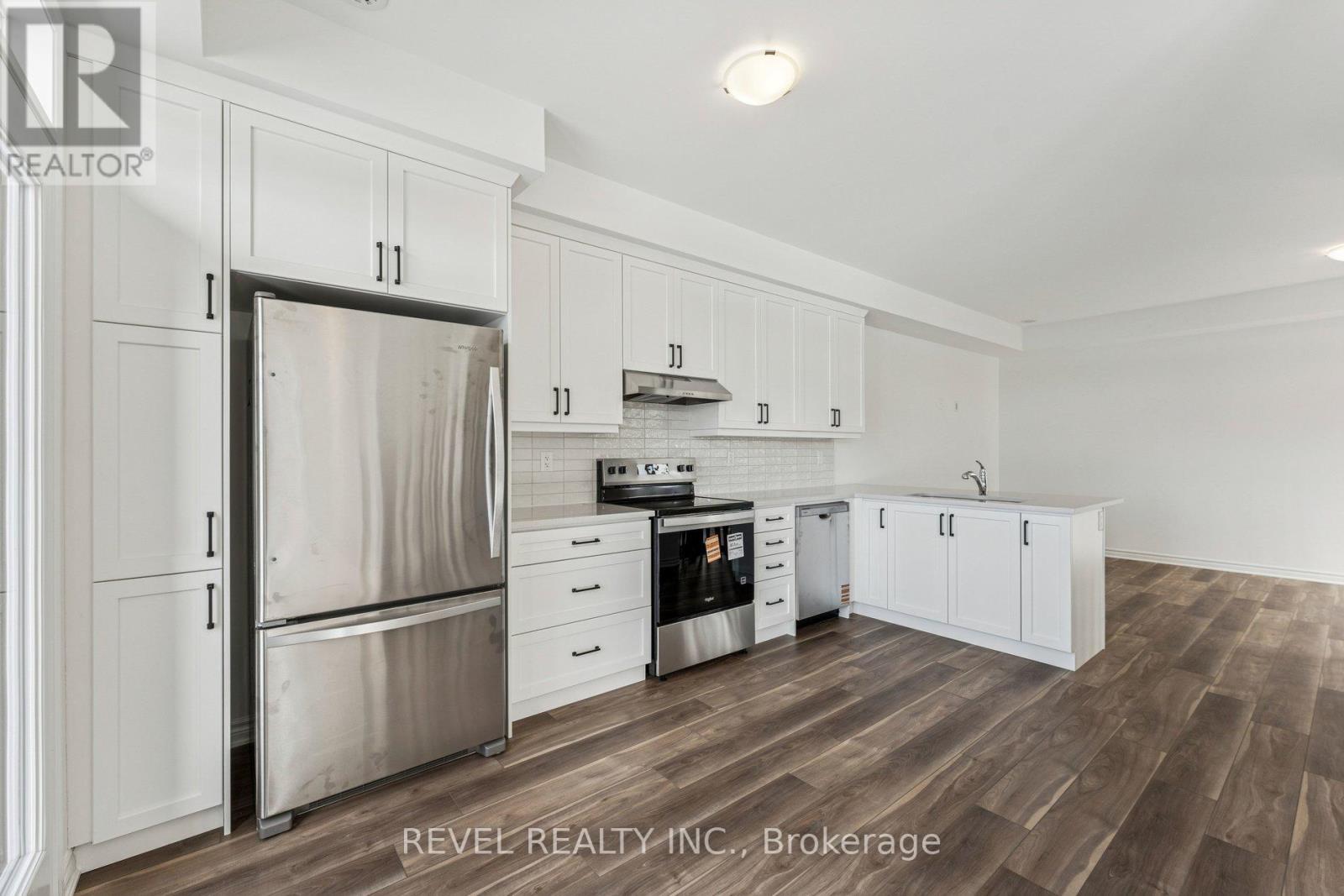 4 STURGEON ROAD - 10