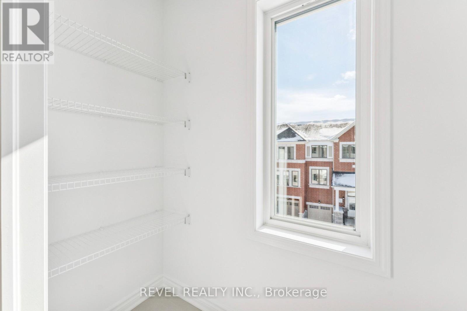 4 STURGEON ROAD - 29