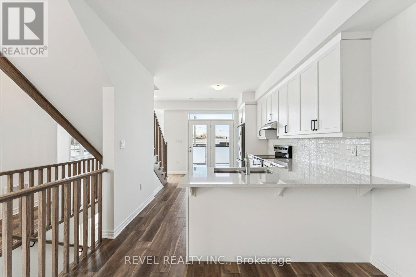 4 STURGEON ROAD - 9