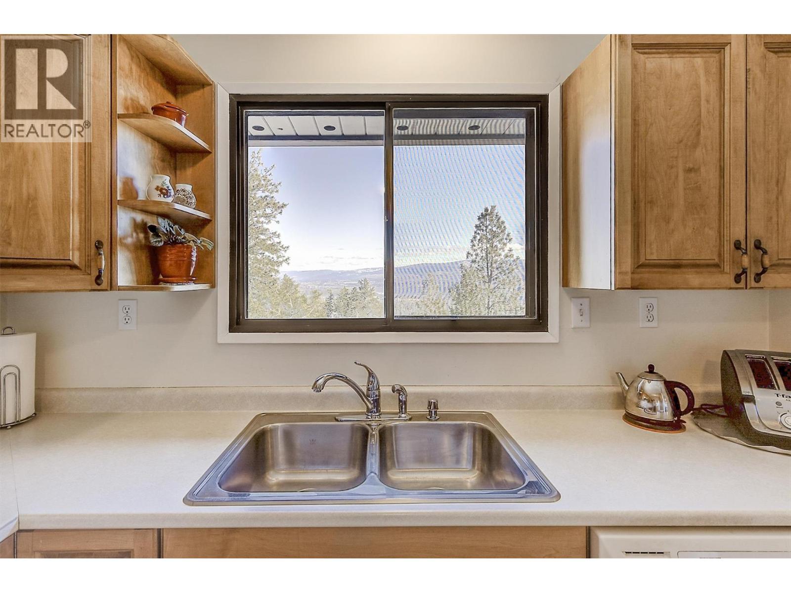 3369 McMurchie Road, West Kelowna