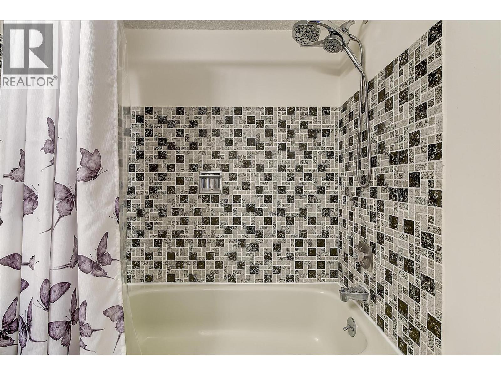 3369 McMurchie Road, West Kelowna