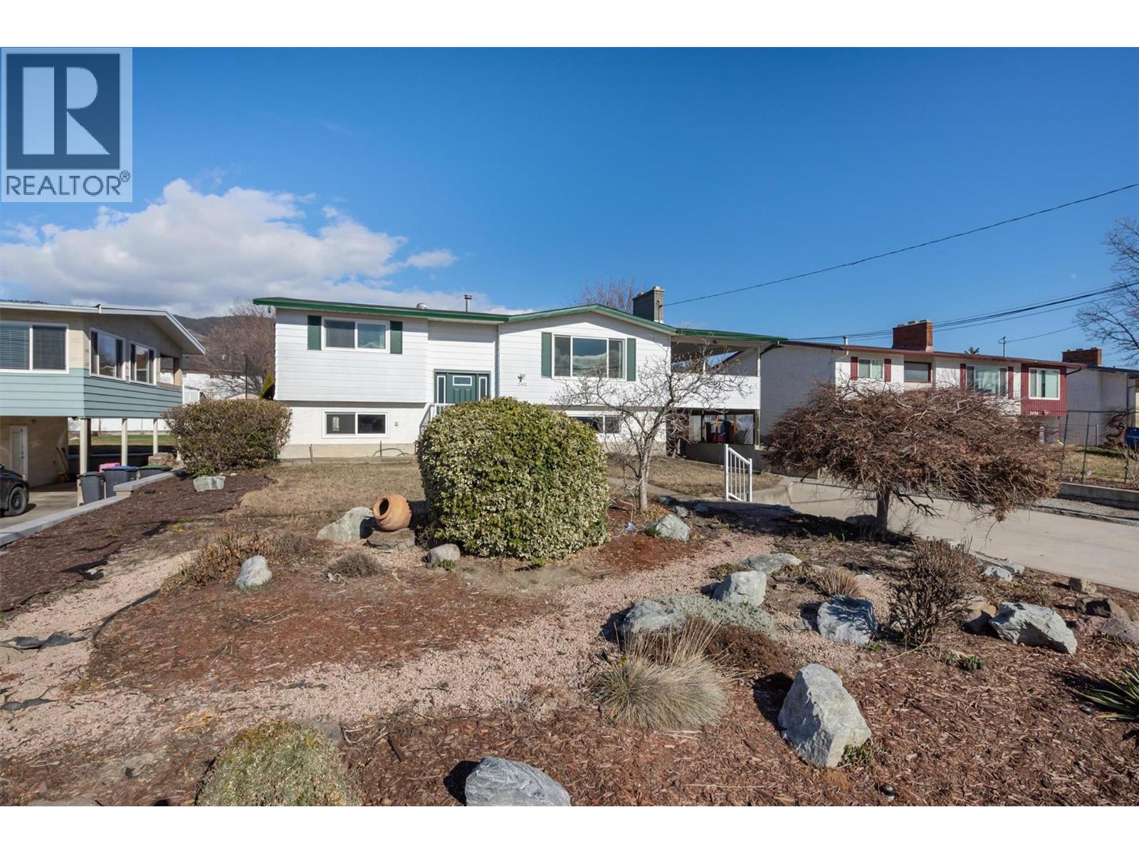  2442 Butt Road, West Kelowna