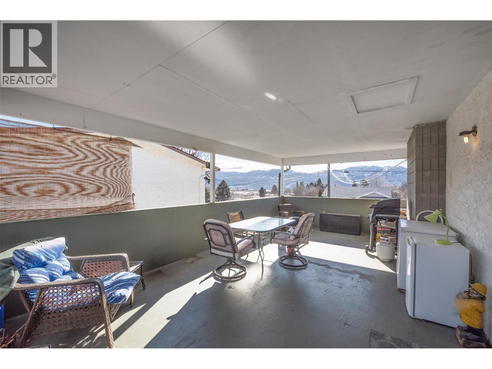  2442 Butt Road, West Kelowna