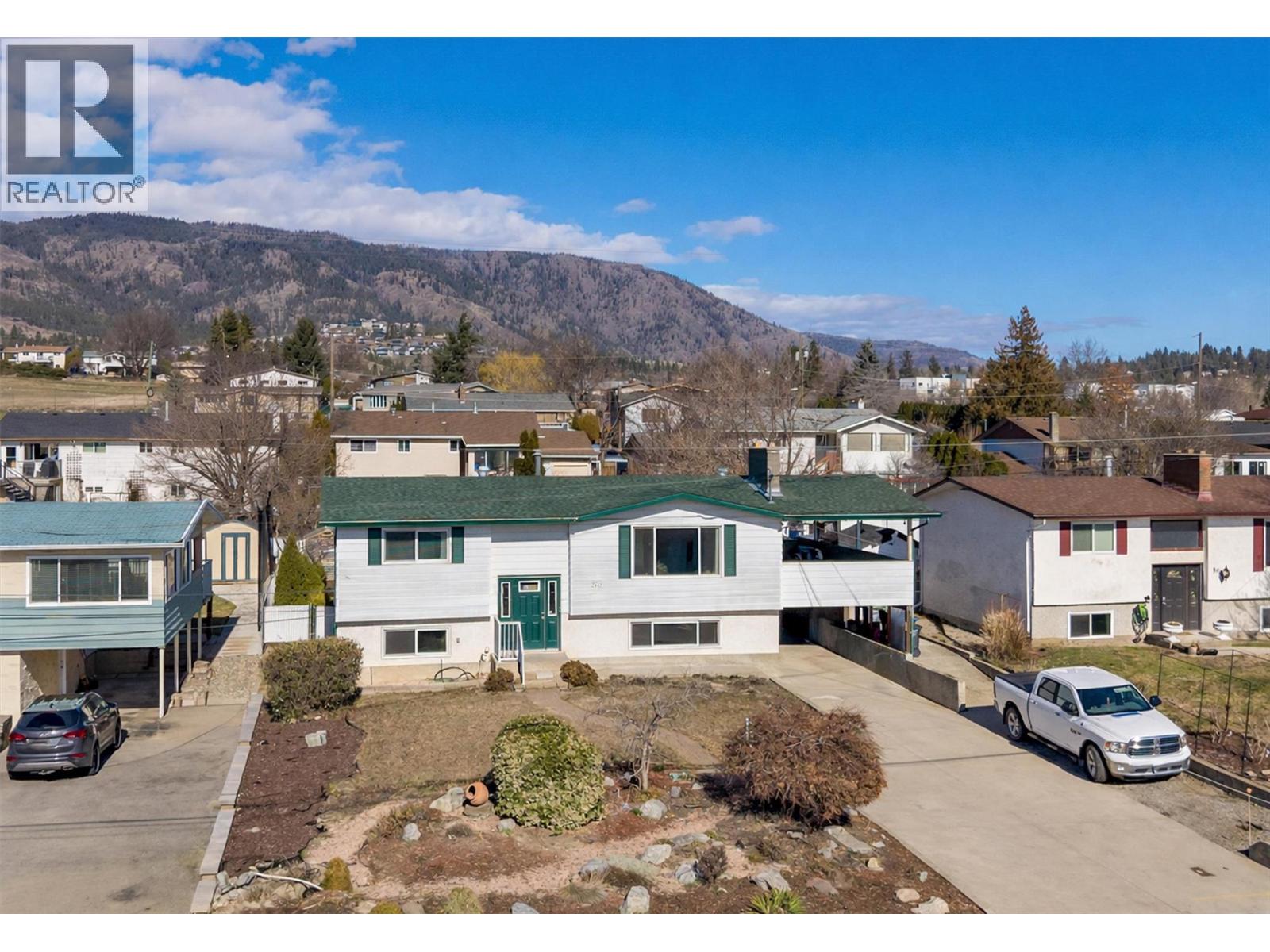  2442 Butt Road, West Kelowna