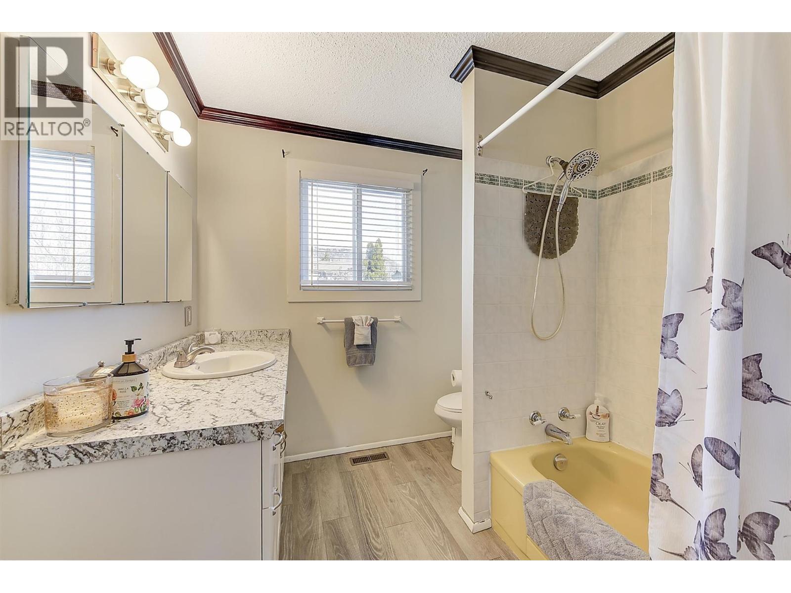  2442 Butt Road, West Kelowna