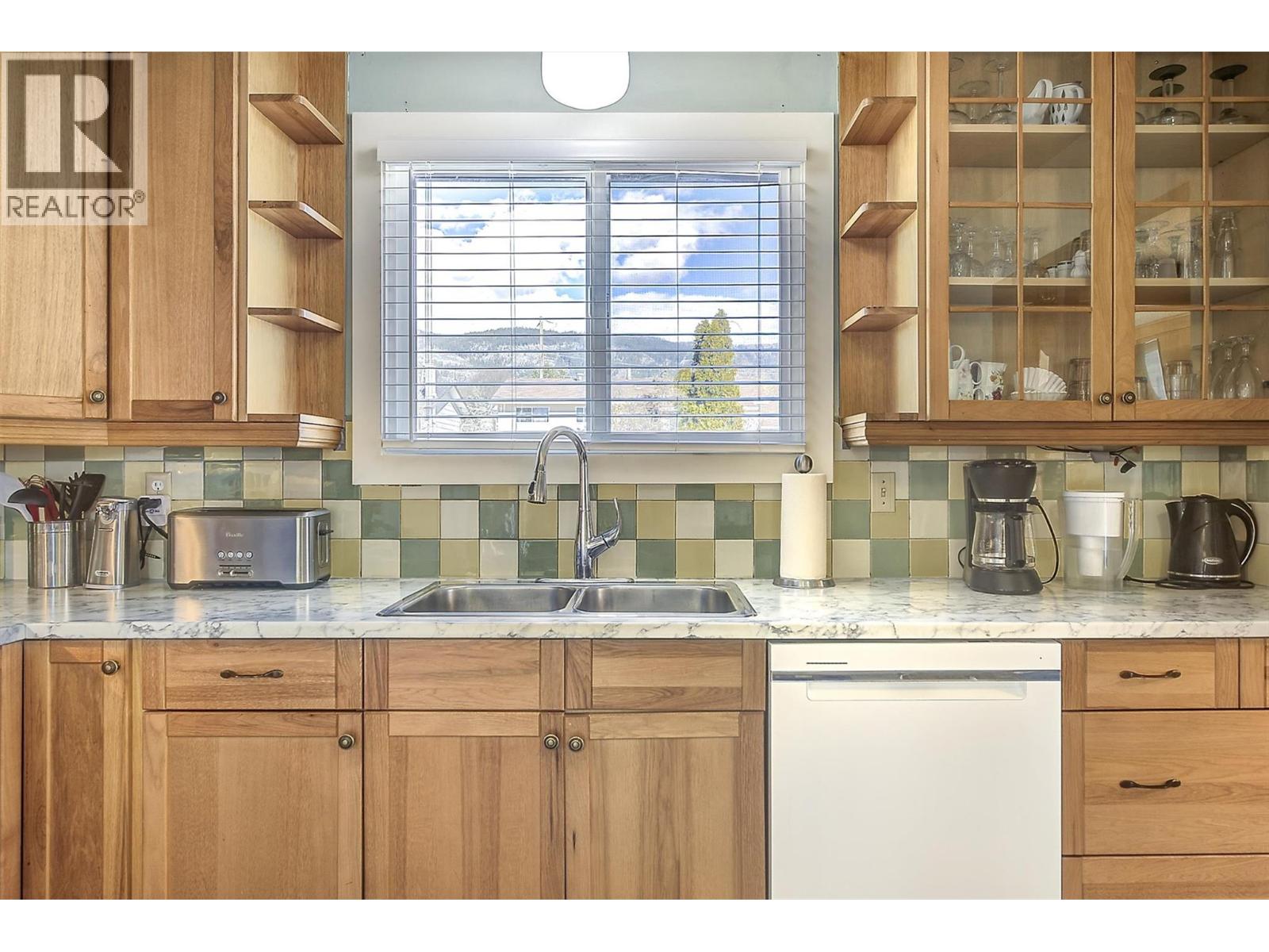  2442 Butt Road, West Kelowna