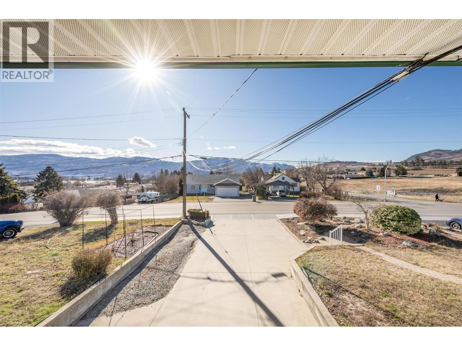  2442 Butt Road, West Kelowna
