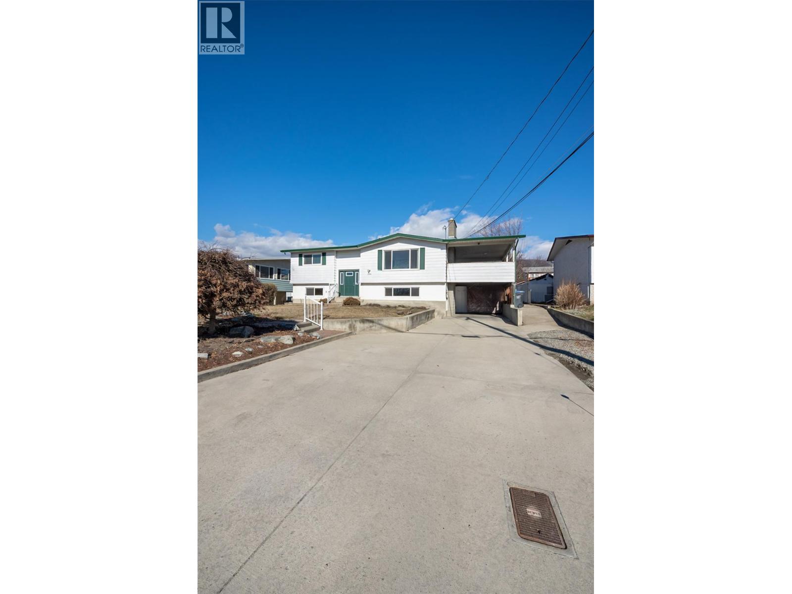  2442 Butt Road, West Kelowna