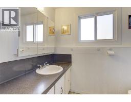 2442 Butt Road, West Kelowna, BC V4T1N7 Photo 51