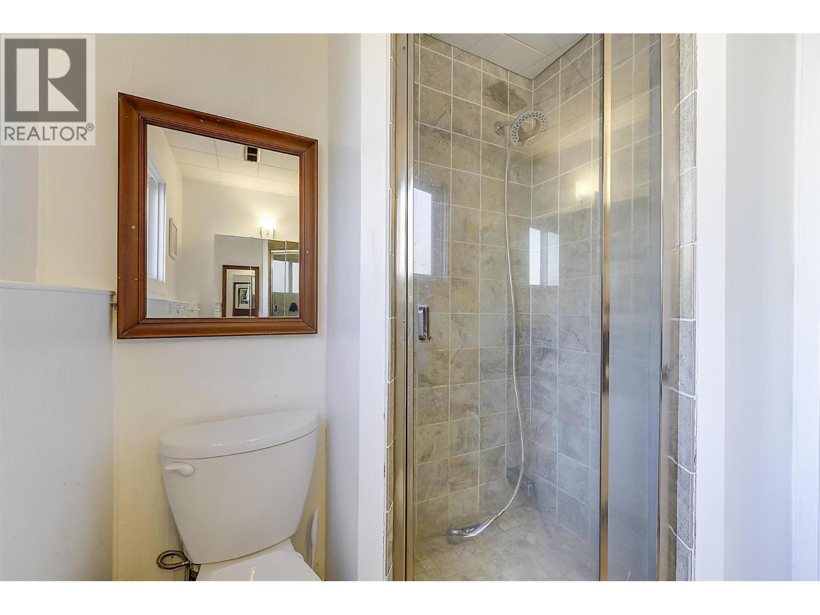  2442 Butt Road, West Kelowna