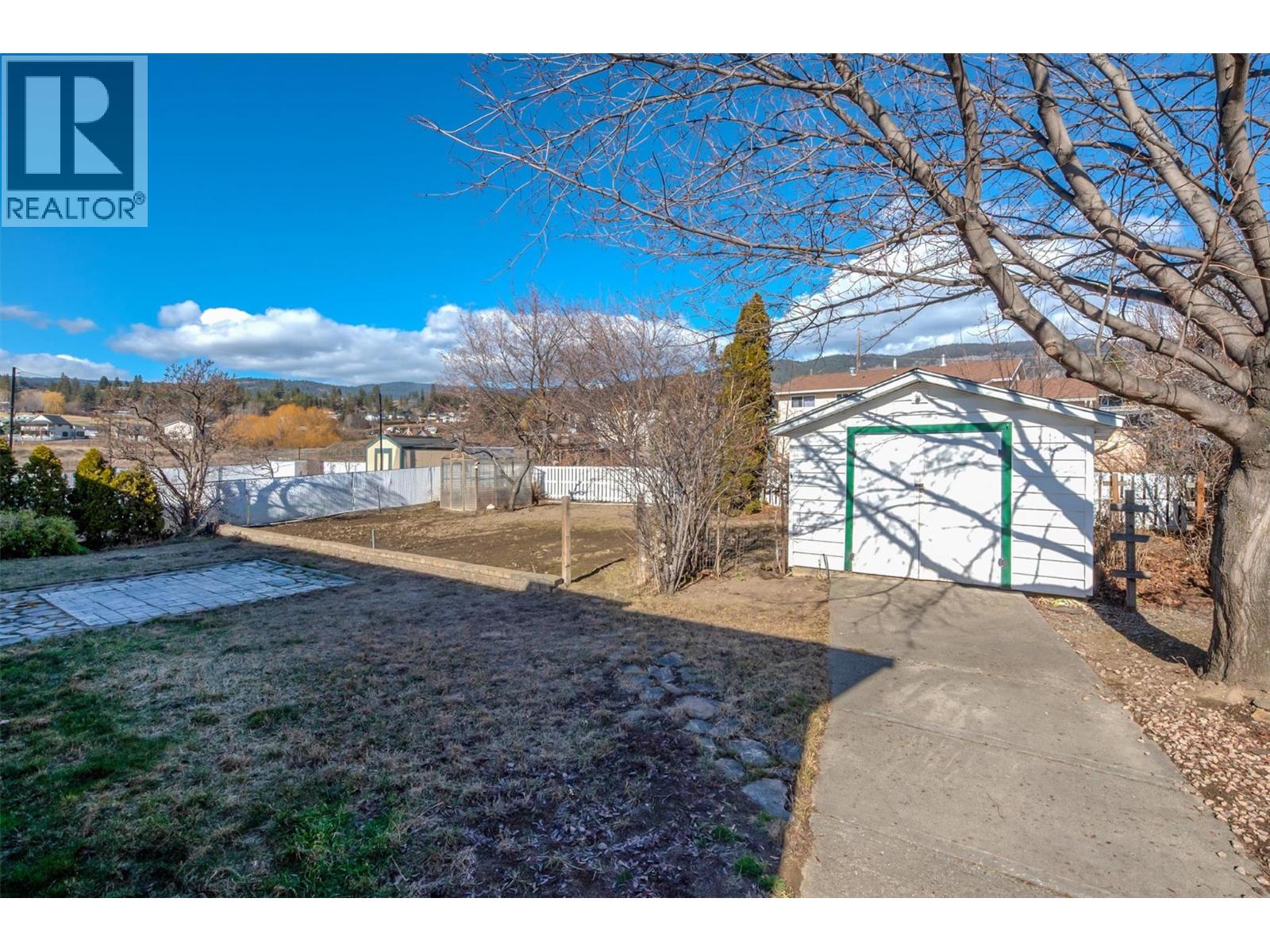  2442 Butt Road, West Kelowna
