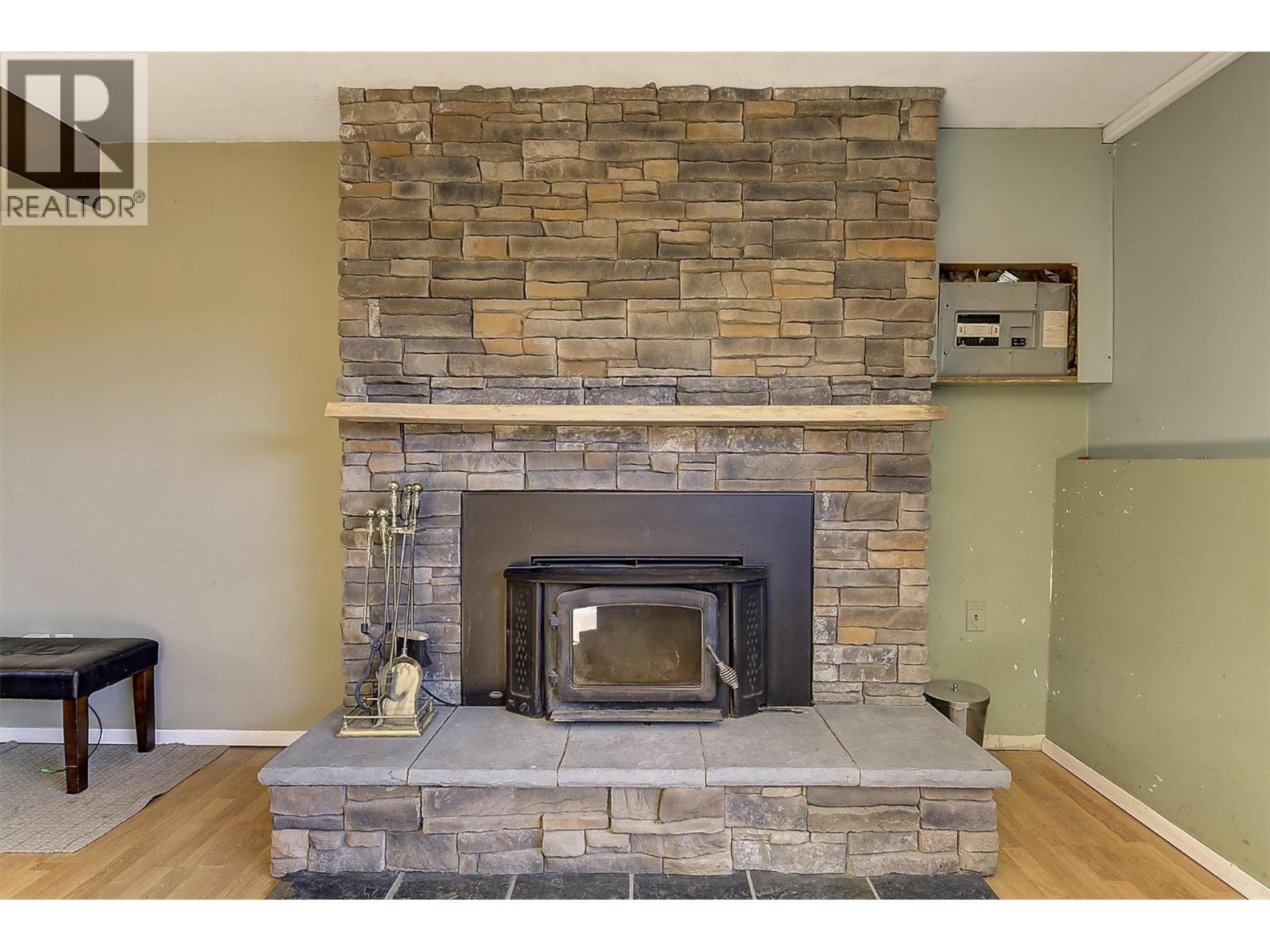  2442 Butt Road, West Kelowna