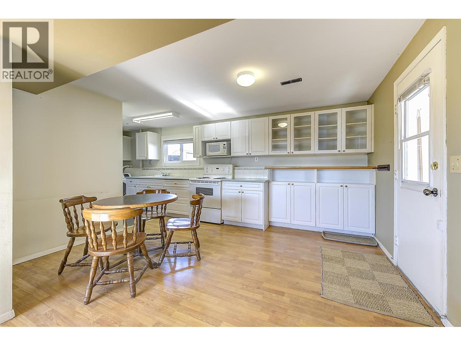  2442 Butt Road, West Kelowna