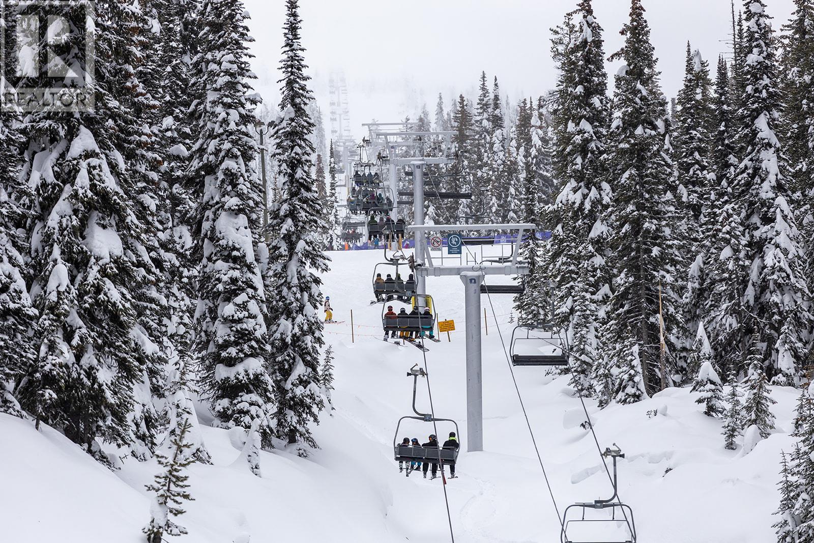 5015 Snowbird Way Unit# 24, Big White