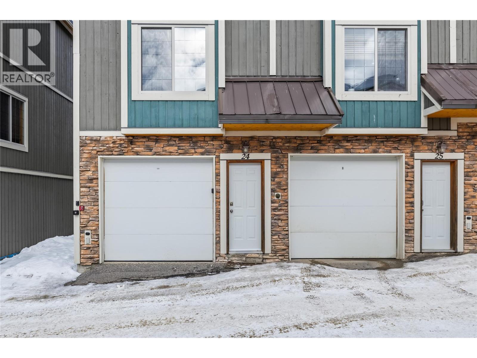 5015 Snowbird Way Unit# 24, Big White