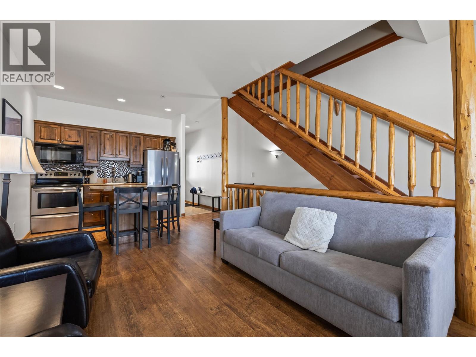 5015 Snowbird Way Unit# 24, Big White